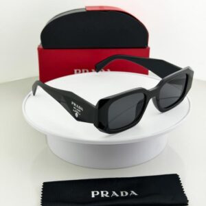 prada milano 8679